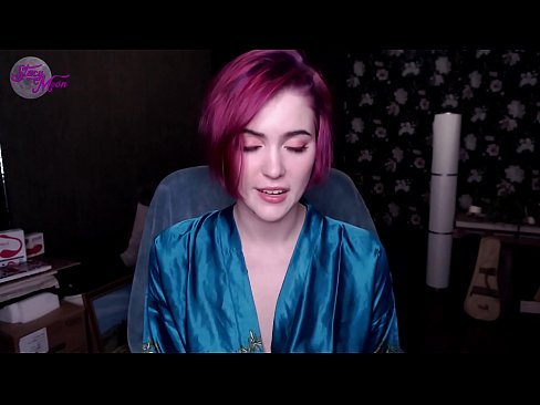 ❤️ Taelo ea ho jerk off ho ngoanana oa Serussia ka Senyesemane Video ea bootsoa ❤